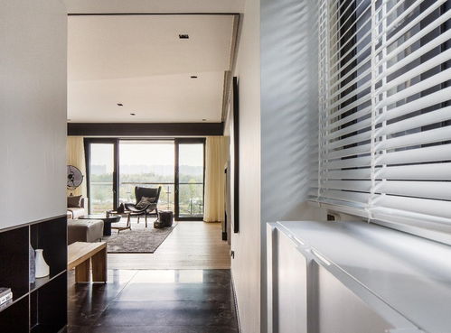 110平現(xiàn)代簡約三居裝修效果案例 明亮通透的住宅實景圖賞析